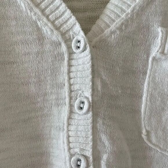Mossimo Supply & Co Three Button Front V-Neck White ¾ Sleeves SZ SP #1415 - Picture 8 of 13